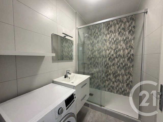 Appartement F2 &agrave; louer - 2 pi&egrave;ces - 42,08 m2 - Paris - 75013 - ILE-DE-FRANCE