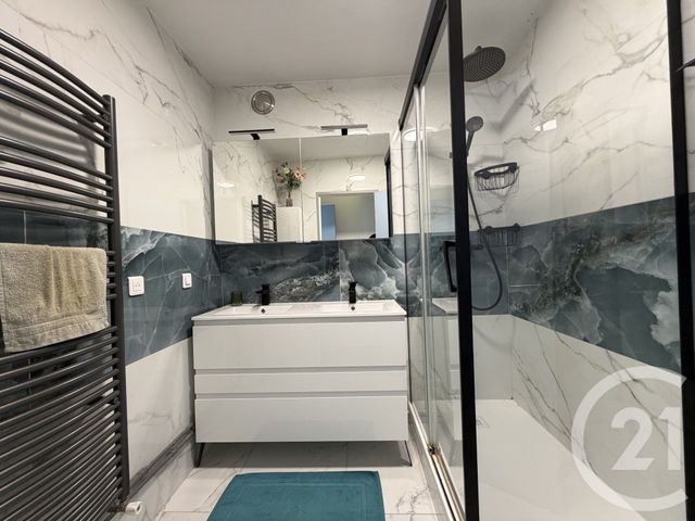 Appartement F3 &agrave; louer - 3 pi&egrave;ces - 72,50 m2 - Paris - 75013 - ILE-DE-FRANCE
