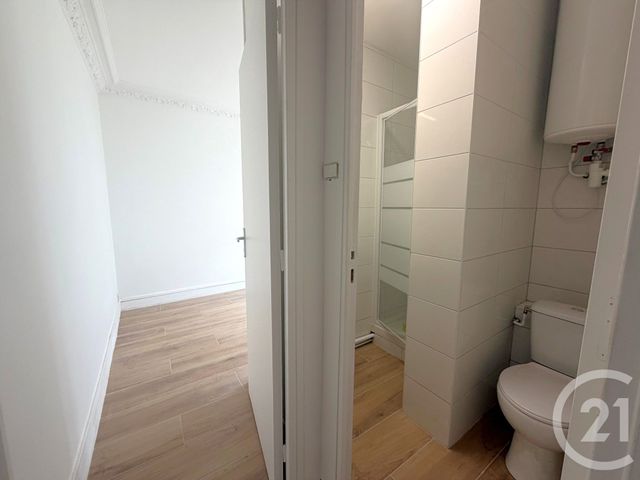 Appartement F2 &agrave; louer - 2 pi&egrave;ces - 37 m2 - Clichy - 92 - ILE-DE-FRANCE