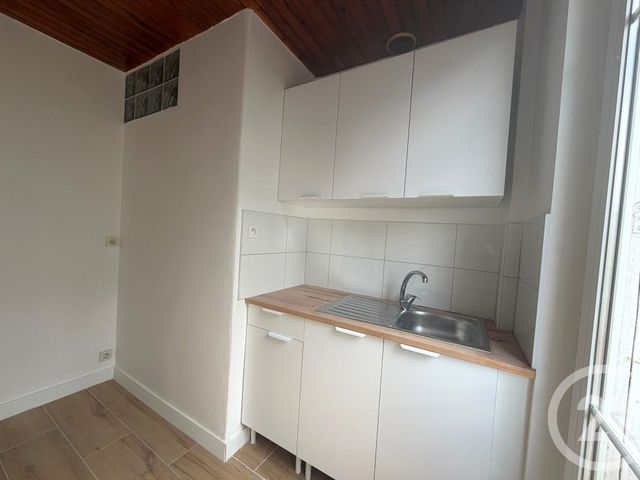 Appartement F2 &agrave; louer - 2 pi&egrave;ces - 37 m2 - Clichy - 92 - ILE-DE-FRANCE