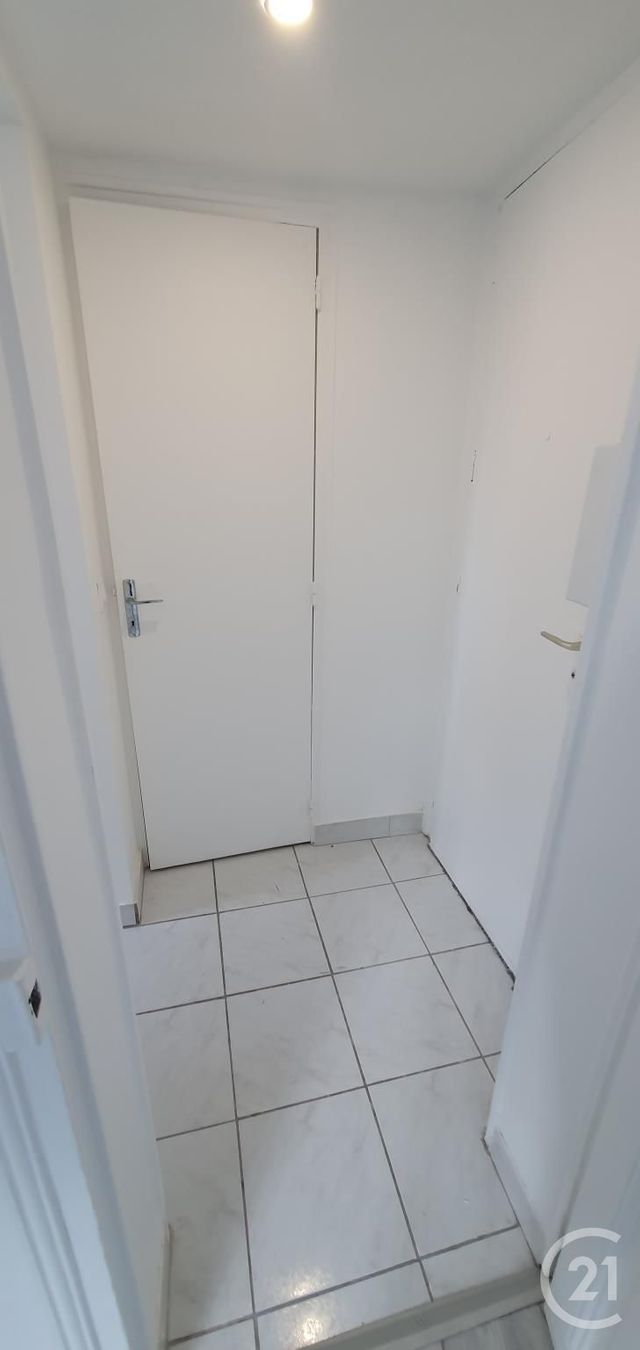 Appartement F1 &agrave; louer - 1 pi&egrave;ce - 21,26 m2 - Clichy - 92 - ILE-DE-FRANCE