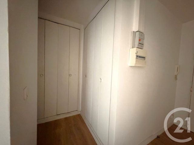 Appartement F2 &agrave; louer - 2 pi&egrave;ces - 50,40 m2 - Paris - 75011 - ILE-DE-FRANCE