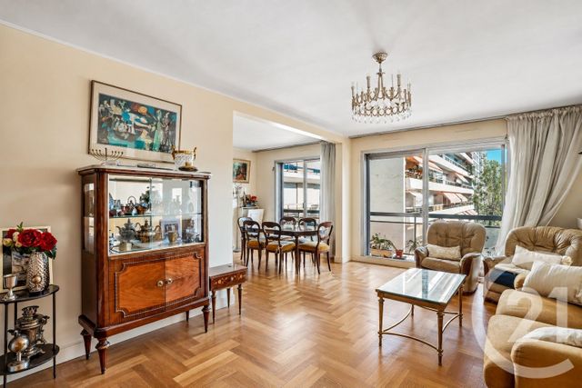 Appartement &agrave; vendre - 5 pi&egrave;ces - 99,05 m2 - Paris - 75011 - ILE-DE-FRANCE