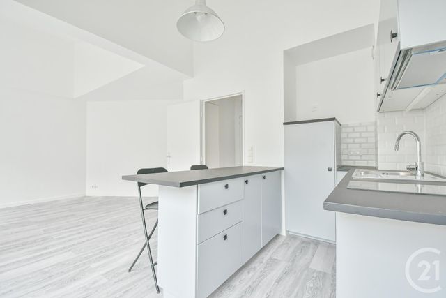 Appartement F1 &agrave; louer - 1 pi&egrave;ce - 35,50 m2 - Paris - 75013 - ILE-DE-FRANCE