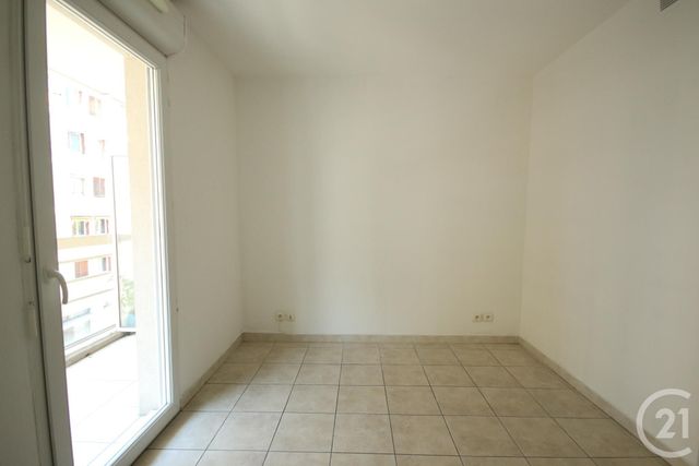 Appartement T2 &agrave; vendre - 2 pi&egrave;ces - 28 m2 - Antibes - 06 - PROVENCE-ALPES-COTE-D-AZUR