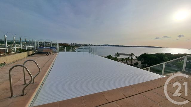 Appartement T1 &agrave; louer - 1 pi&egrave;ce - 25,15 m2 - Le Golfe Juan - 06 - PROVENCE-ALPES-COTE-D-AZUR