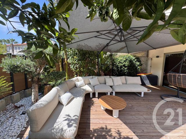 Appartement F4 à vendre - 4 pièces - 100 m2 - Juan Les Pins - 06 - PROVENCE-ALPES-COTE-D-AZUR