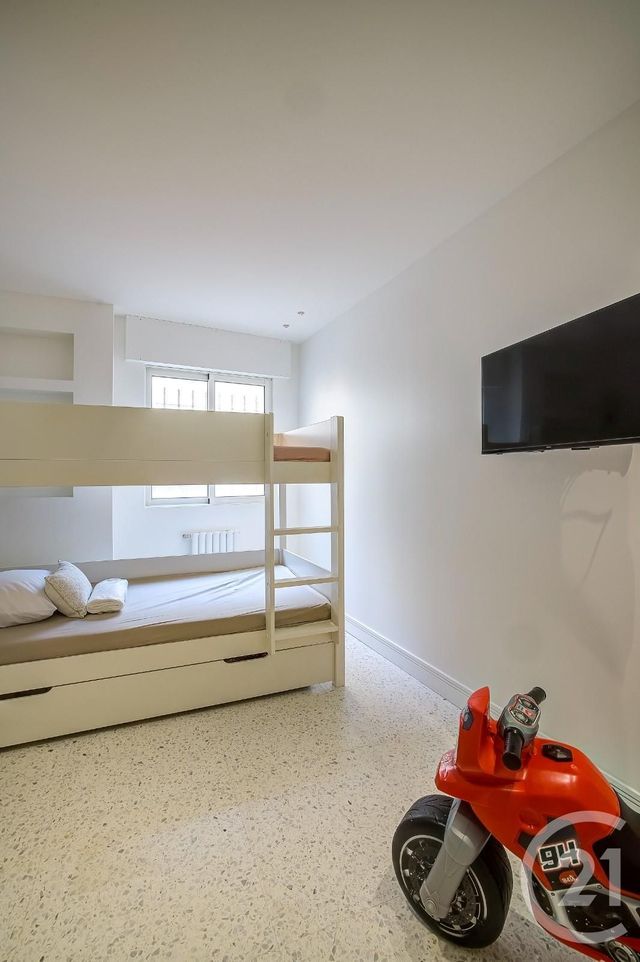 Appartement F4 à vendre - 4 pièces - 100 m2 - Juan Les Pins - 06 - PROVENCE-ALPES-COTE-D-AZUR