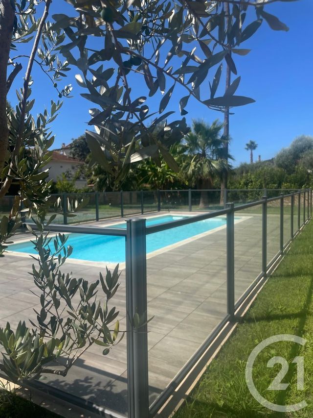 Appartement F2 à vendre - 2 pièces - 45 m2 - Le Golfe Juan - 06 - PROVENCE-ALPES-COTE-D-AZUR