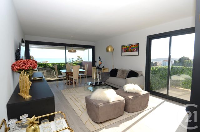 Appartement F2 bis à vendre - 3 pièces - 75,72 m2 - Antibes - 06 - PROVENCE-ALPES-COTE-D-AZUR