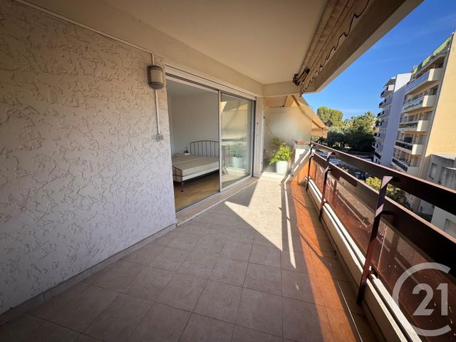 Appartement F4 à vendre - 4 pièces - 87 m2 - Juan Les Pins - 06 - PROVENCE-ALPES-COTE-D-AZUR
