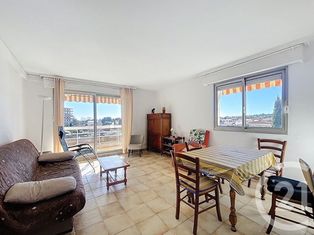 Appartement F3 &agrave; vendre - 3 pi&egrave;ces - 62 m2 - Antibes - 06 - PROVENCE-ALPES-COTE-D-AZUR
