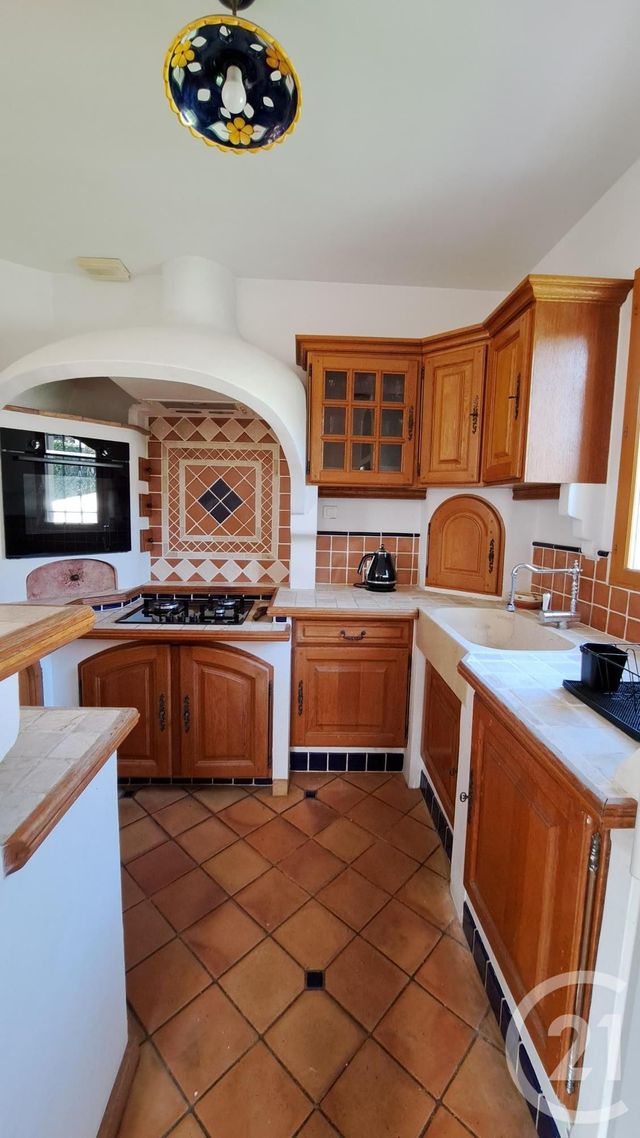 Maison à louer - 5 pièces - 106 m2 - Biot - 06 - PROVENCE-ALPES-COTE-D-AZUR