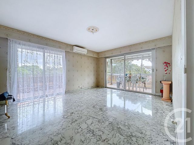 Appartement F3 &agrave; vendre - 3 pi&egrave;ces - 67,85 m2 - Antibes - 06 - PROVENCE-ALPES-COTE-D-AZUR