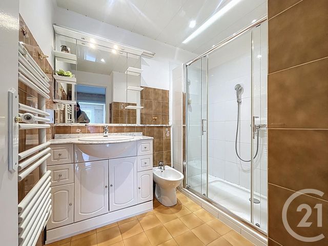 Appartement F3 &agrave; vendre - 3 pi&egrave;ces - 67,85 m2 - Antibes - 06 - PROVENCE-ALPES-COTE-D-AZUR