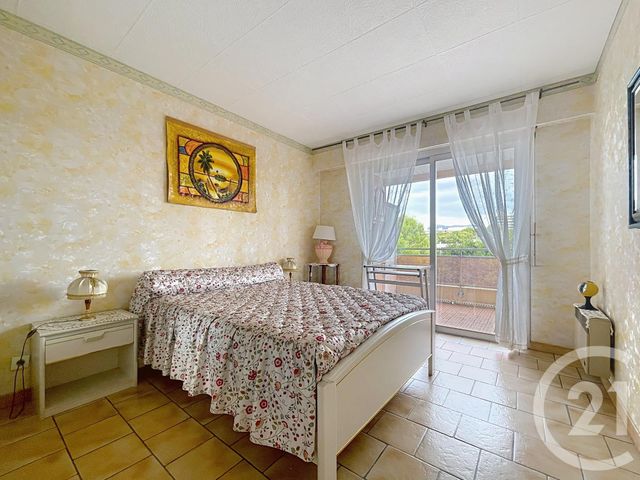 Appartement F3 &agrave; vendre - 3 pi&egrave;ces - 67,85 m2 - Antibes - 06 - PROVENCE-ALPES-COTE-D-AZUR