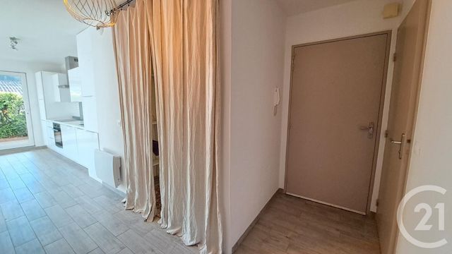 Appartement T3 à louer - 3 pièces - 50,60 m2 - Valbonne - 06 - PROVENCE-ALPES-COTE-D-AZUR