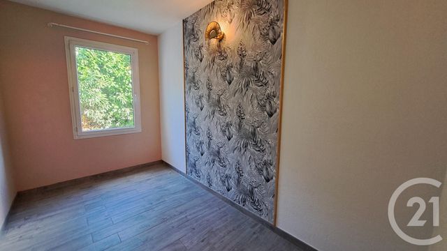 Appartement T3 à louer - 3 pièces - 50,60 m2 - Valbonne - 06 - PROVENCE-ALPES-COTE-D-AZUR