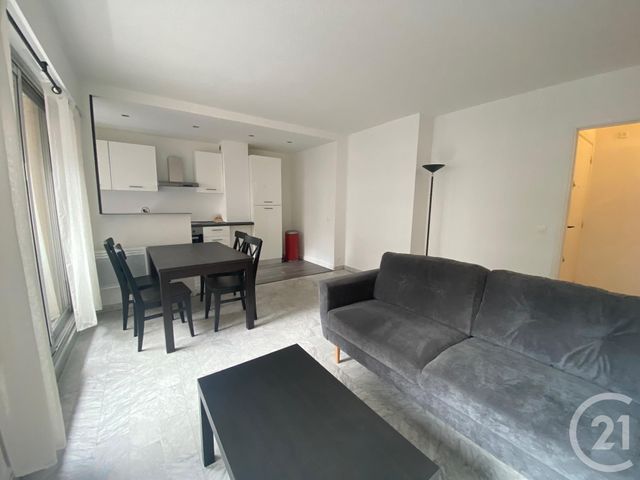 Appartement T2 à louer - 2 pièces - 43,12 m2 - Antibes - 06 - PROVENCE-ALPES-COTE-D-AZUR