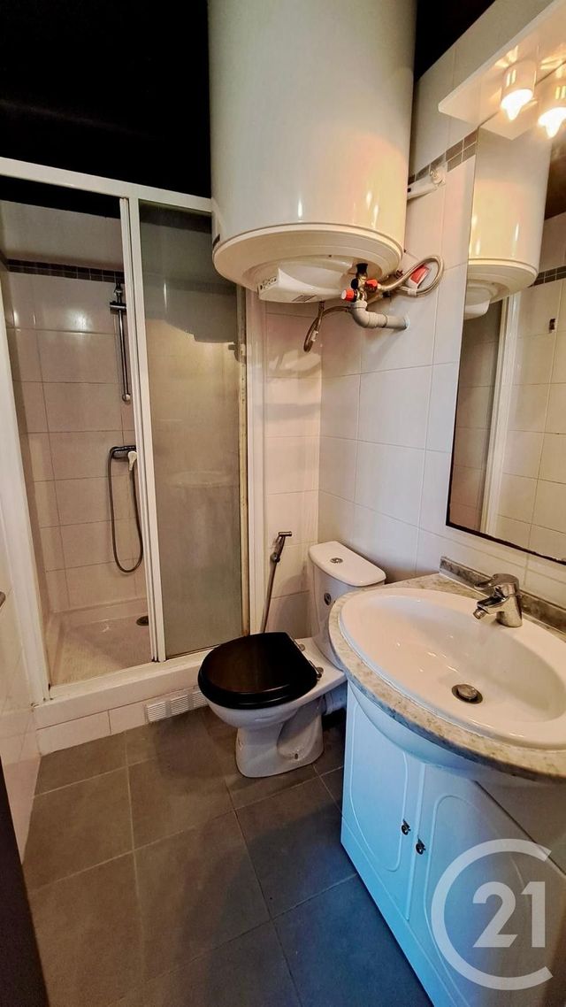 Appartement Studio à louer - 1 pièce - 33,24 m2 - Juan Les Pins - 06 - PROVENCE-ALPES-COTE-D-AZUR