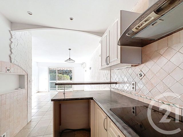 Appartement &agrave; vendre - 3 pi&egrave;ces - 58,78 m2 - Le Golfe Juan - 06 - PROVENCE-ALPES-COTE-D-AZUR