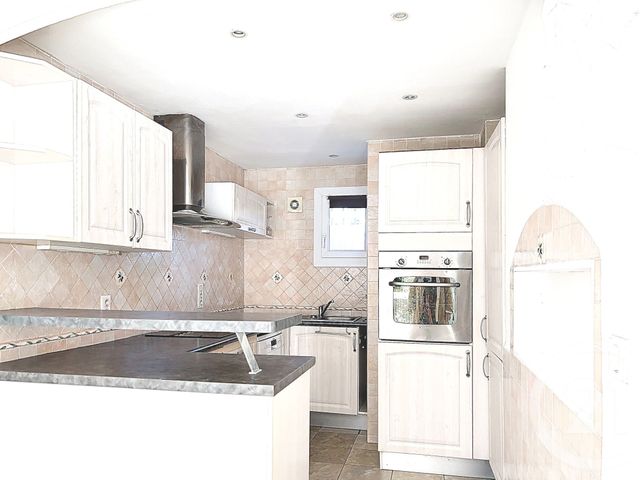 Appartement &agrave; vendre - 3 pi&egrave;ces - 58,78 m2 - Le Golfe Juan - 06 - PROVENCE-ALPES-COTE-D-AZUR