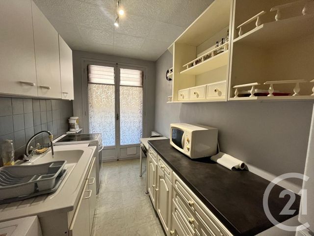 Appartement F1 &agrave; louer - 1 pi&egrave;ce - 28,61 m2 - Juan Les Pins - 06 - PROVENCE-ALPES-COTE-D-AZUR
