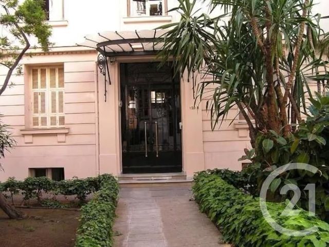 Appartement F1 à louer - 1 pièce - 18,78 m2 - Juan Les Pins - 06 - PROVENCE-ALPES-COTE-D-AZUR