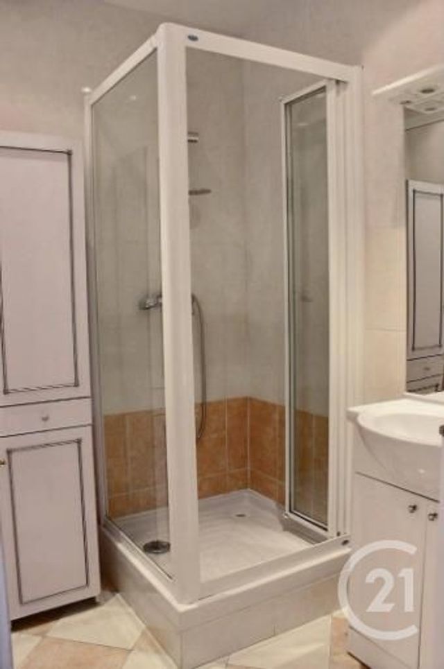 Appartement F1 à louer - 1 pièce - 18,78 m2 - Juan Les Pins - 06 - PROVENCE-ALPES-COTE-D-AZUR