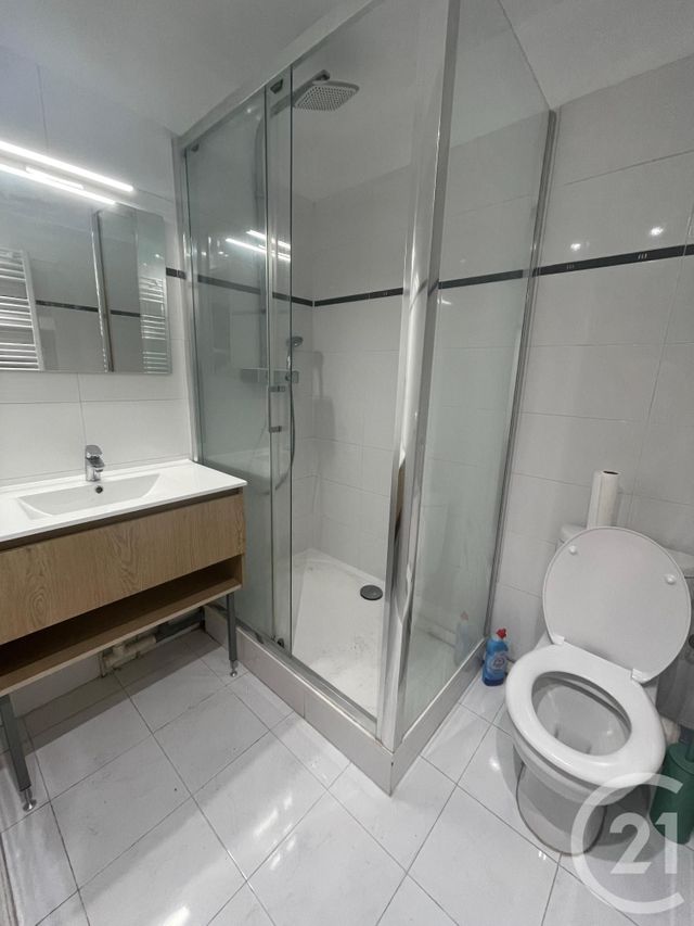 Appartement Studio &agrave; louer - 1 pi&egrave;ce - 24,53 m2 - Le Golfe Juan - 06 - PROVENCE-ALPES-COTE-D-AZUR