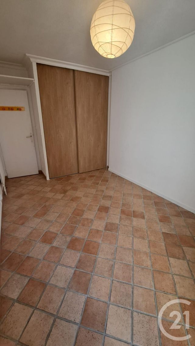 Appartement T3 &agrave; louer - 3 pi&egrave;ces - 63,29 m2 - Vallauris - 06 - PROVENCE-ALPES-COTE-D-AZUR