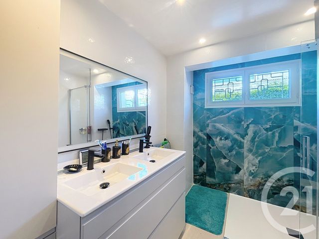 Maison &agrave; vendre - 5 pi&egrave;ces - 250 m2 - Antibes - 06 - PROVENCE-ALPES-COTE-D-AZUR