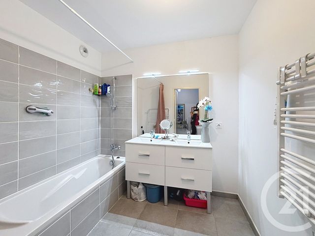 Appartement F3 &agrave; vendre - 3 pi&egrave;ces - 58 m2 - Vallauris - 06 - PROVENCE-ALPES-COTE-D-AZUR