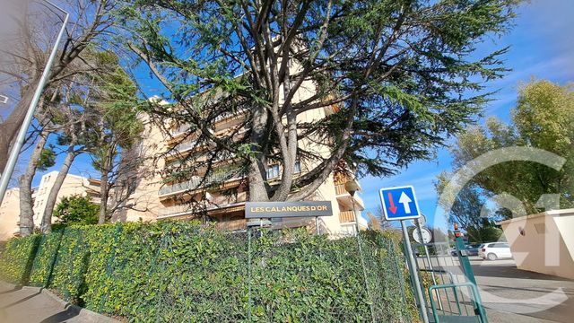 Appartement T3 &agrave; louer - 3 pi&egrave;ces - 56,50 m2 - Antibes - 06 - PROVENCE-ALPES-COTE-D-AZUR
