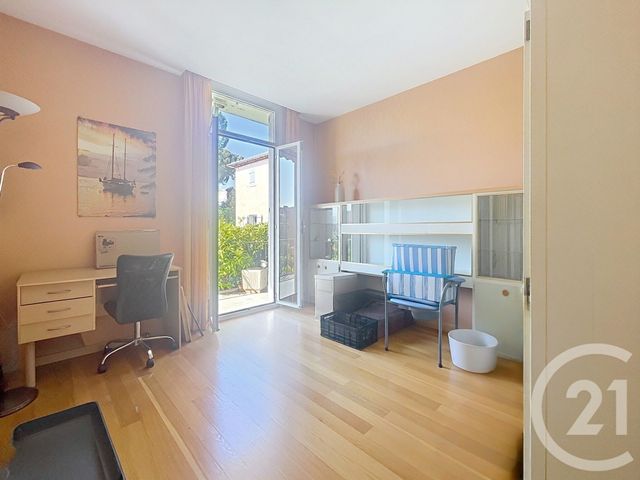 Appartement F3 &agrave; vendre - 3 pi&egrave;ces - 74,77 m2 - Antibes - 06 - PROVENCE-ALPES-COTE-D-AZUR