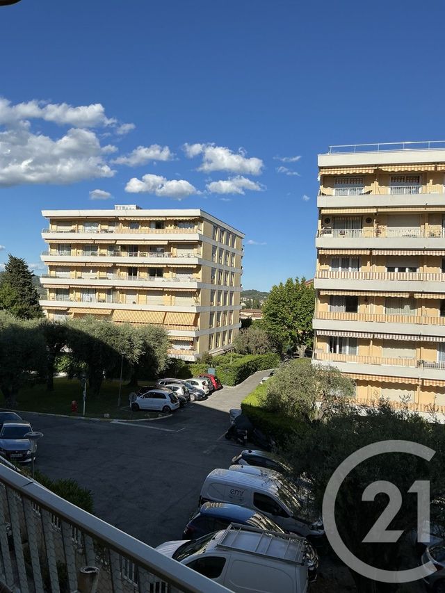 Appartement T3 &agrave; louer - 3 pi&egrave;ces - 64,28 m2 - Grasse - 06 - PROVENCE-ALPES-COTE-D-AZUR