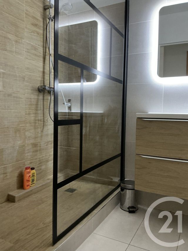 Appartement T3 &agrave; louer - 3 pi&egrave;ces - 64,28 m2 - Grasse - 06 - PROVENCE-ALPES-COTE-D-AZUR