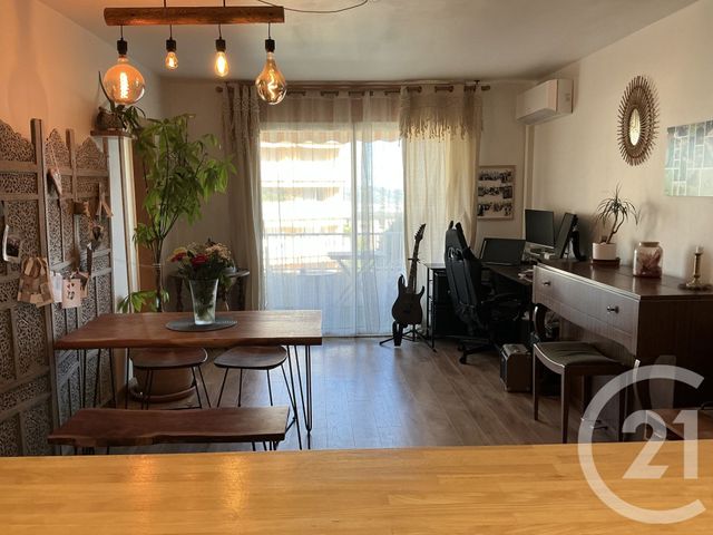 Appartement T3 &agrave; louer - 3 pi&egrave;ces - 64,28 m2 - Grasse - 06 - PROVENCE-ALPES-COTE-D-AZUR