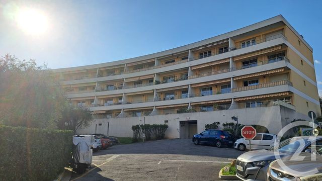 Appartement T3 &agrave; louer - 3 pi&egrave;ces - 64,28 m2 - Grasse - 06 - PROVENCE-ALPES-COTE-D-AZUR
