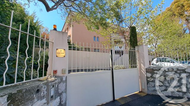 Parking &agrave; louer - 10 m2 - Antibes - 06 - PROVENCE-ALPES-COTE-D-AZUR