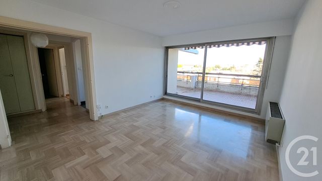 Appartement T2 &agrave; louer - 2 pi&egrave;ces - 45,27 m2 - Antibes - 06 - PROVENCE-ALPES-COTE-D-AZUR