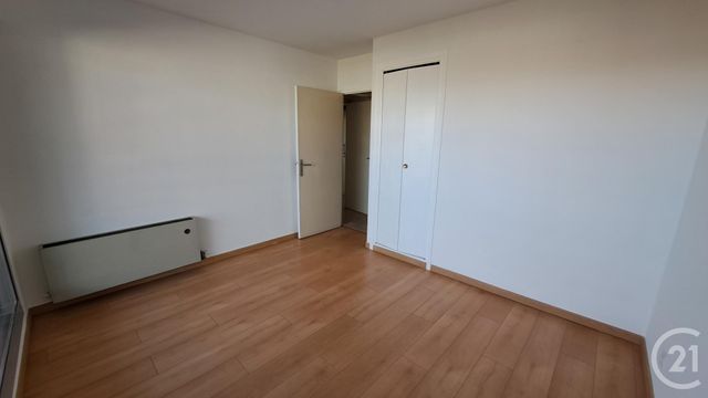Appartement T2 &agrave; louer - 2 pi&egrave;ces - 45,27 m2 - Antibes - 06 - PROVENCE-ALPES-COTE-D-AZUR