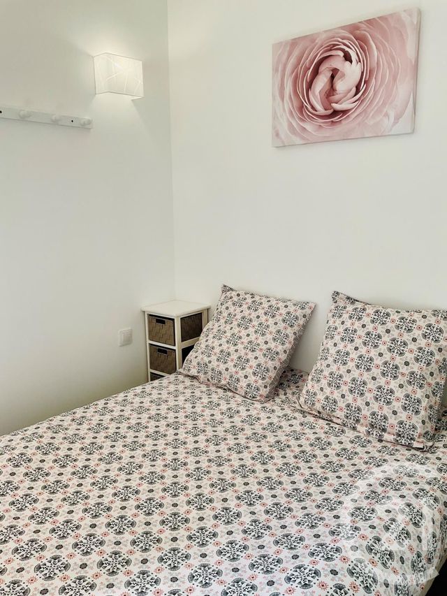 Appartement T2 &agrave; louer - 2 pi&egrave;ces - 25,93 m2 - Antibes - 06 - PROVENCE-ALPES-COTE-D-AZUR