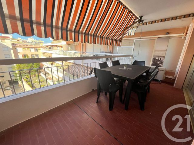 Appartement F1 &agrave; louer - 1 pi&egrave;ce - 44,04 m2 - Juan Les Pins - 06 - PROVENCE-ALPES-COTE-D-AZUR
