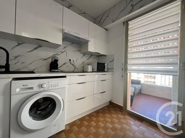 Appartement F1 &agrave; louer - 1 pi&egrave;ce - 44,04 m2 - Juan Les Pins - 06 - PROVENCE-ALPES-COTE-D-AZUR