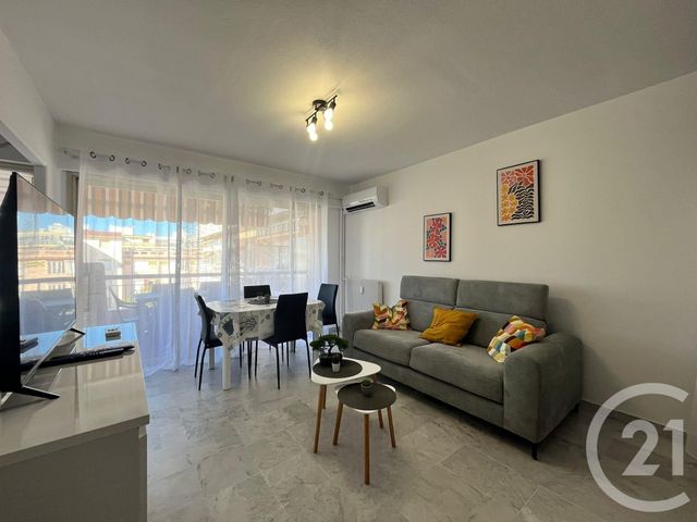 Appartement F1 &agrave; louer - 1 pi&egrave;ce - 44,04 m2 - Juan Les Pins - 06 - PROVENCE-ALPES-COTE-D-AZUR