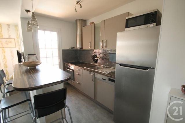 Appartement T3 &agrave; louer - 3 pi&egrave;ces - 62,43 m2 - Vallauris - 06 - PROVENCE-ALPES-COTE-D-AZUR