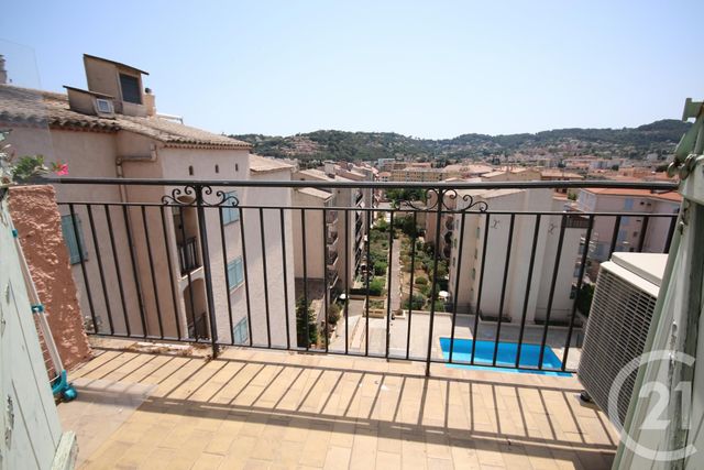 Appartement T3 &agrave; louer - 3 pi&egrave;ces - 62,43 m2 - Vallauris - 06 - PROVENCE-ALPES-COTE-D-AZUR