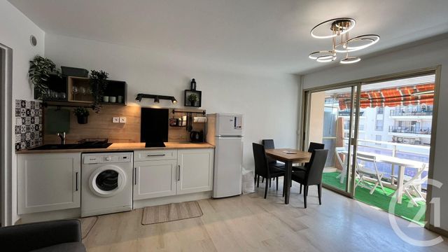 Appartement Studio &agrave; louer - 1 pi&egrave;ce - 25,73 m2 - Juan Les Pins - 06 - PROVENCE-ALPES-COTE-D-AZUR