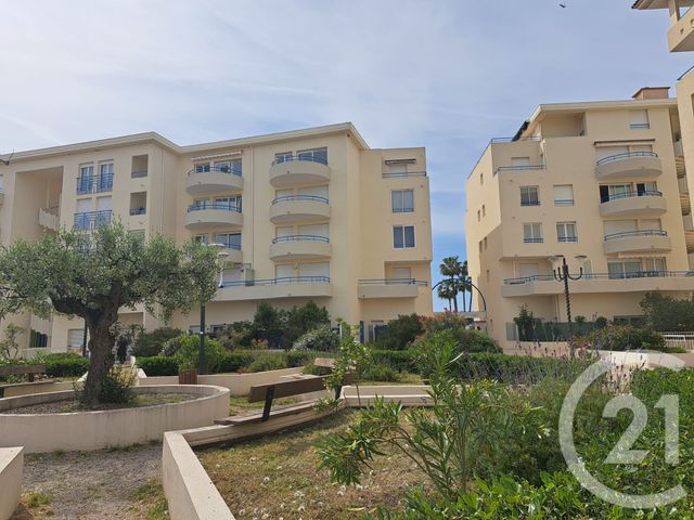 Appartement T2 &agrave; louer - 2 pi&egrave;ces - 36 m2 - Juan Les Pins - 06 - PROVENCE-ALPES-COTE-D-AZUR